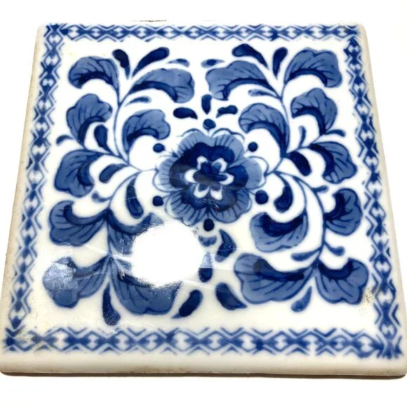 Set of 4 Vintage Blue + White Ceramic Tiles - Picture 5 of 9